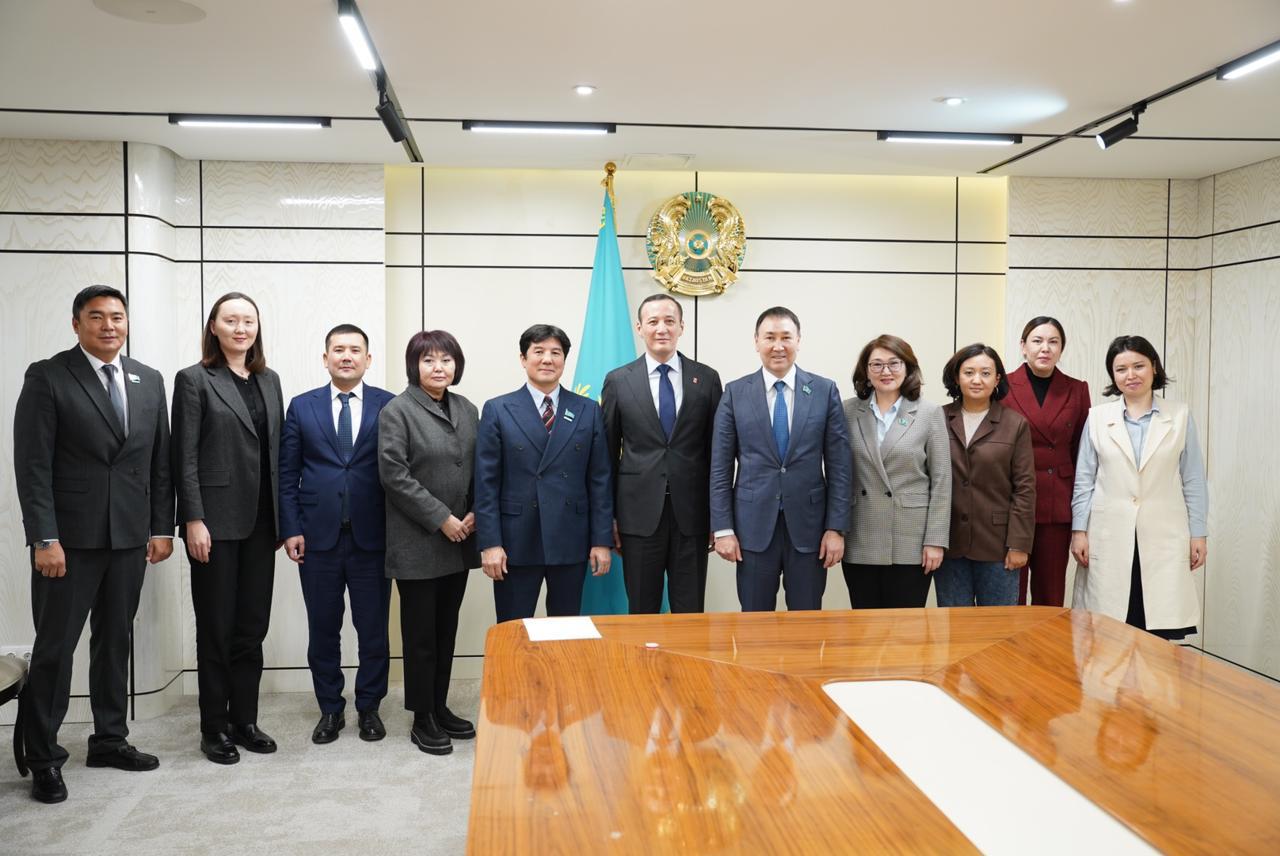 MIND MNU и Маслихат города Астаны запускают сотрудничество в сфере исследований